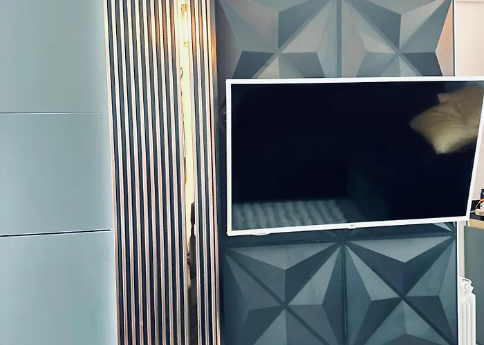 Apartment Alezzi Odyssey Luxury Pool