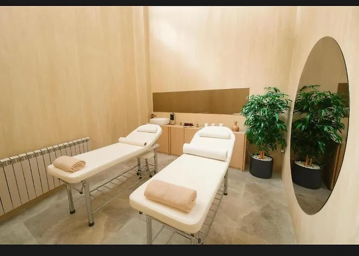 Alezzi Odyssey Luxury Pool Apartment Năvodari